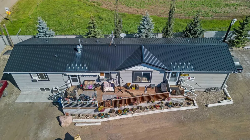 81 Barstow Street Carseland AB T0J 0M0