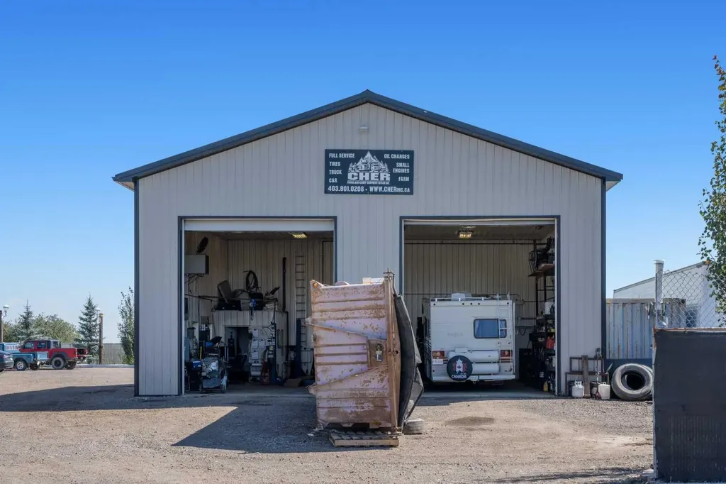 81 Barstow Street Carseland AB T0J 0M0