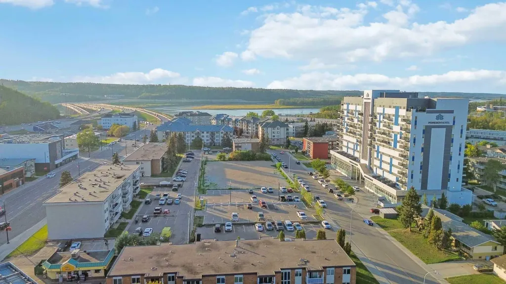 10013-10119 Manning Avenue Fort Mcmurray AB T9H 2C3