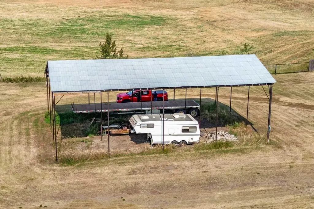 22014 Highway 601 Rural Lacombe County AB T0C 0B0