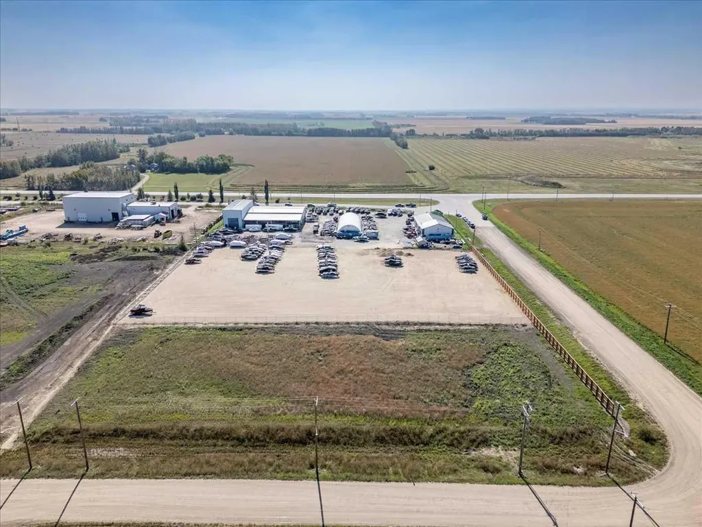 Lot 3, Block 1, Plan 2521824 Calmar AB T0C 0V0