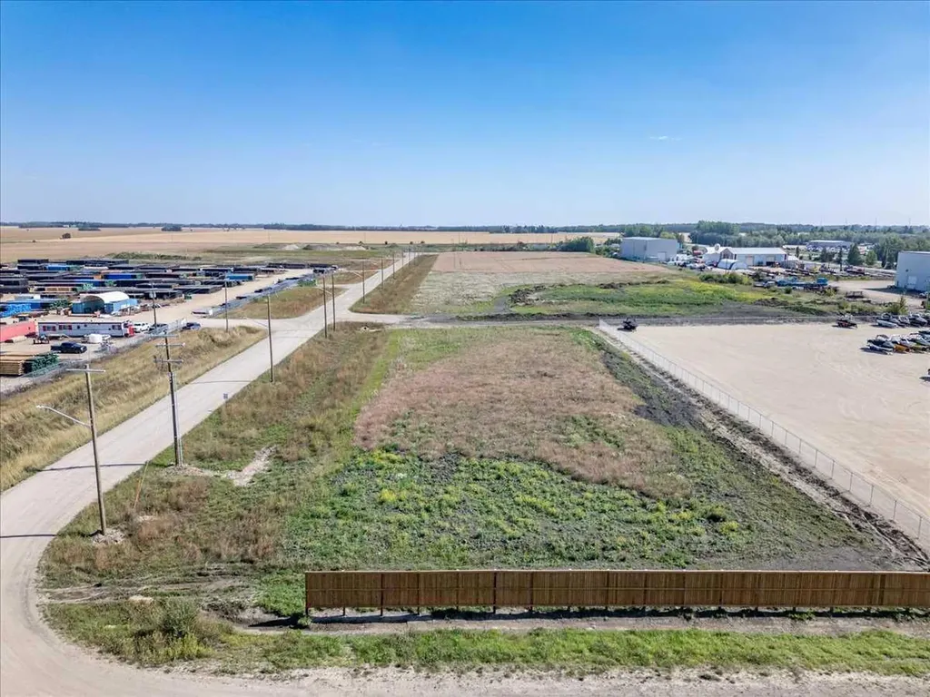 Lot 3, Block 1, Plan 2521824 Calmar AB T0C 0V0