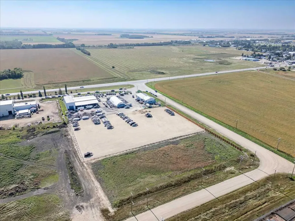 Lot 3, Block 1, Plan 2521824 Calmar AB T0C 0V0