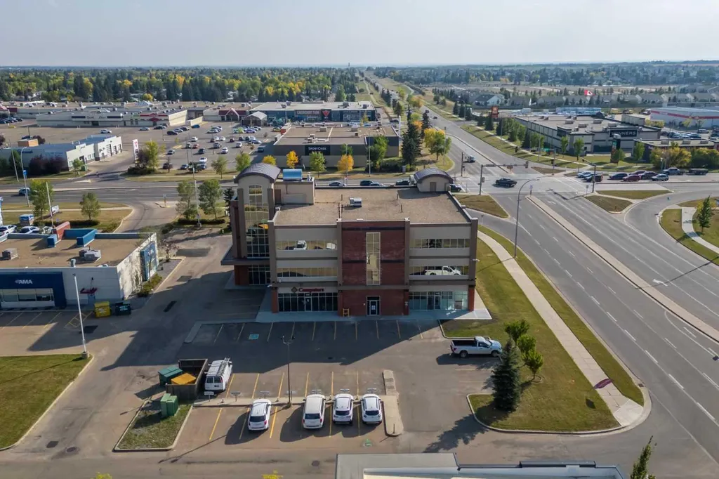 6708 48 Avenue Camrose AB T4V 4S3