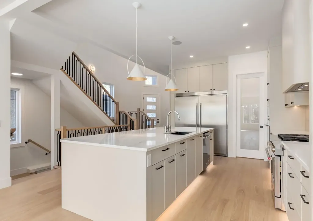 507 26 Avenue NE Calgary AB T2E 1Z6