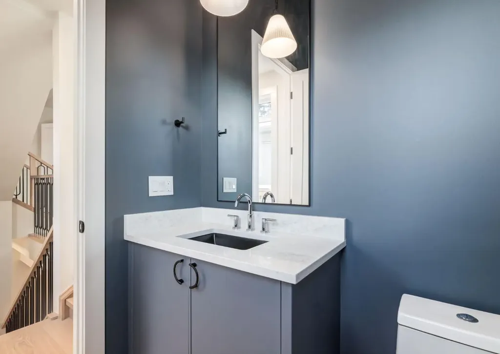 507 26 Avenue NE Calgary AB T2E 1Z6
