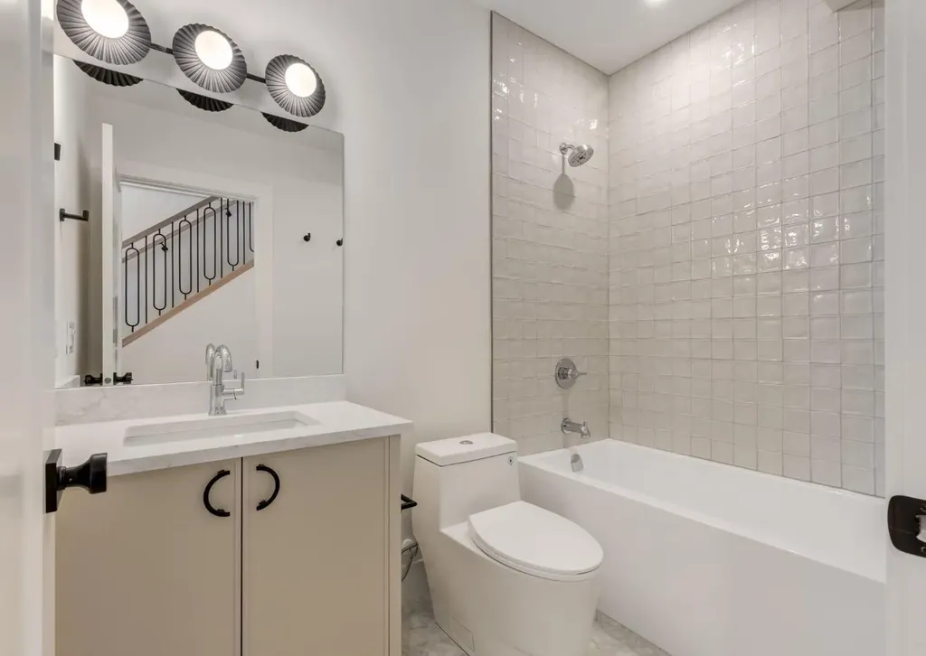 507 26 Avenue NE Calgary AB T2E 1Z6