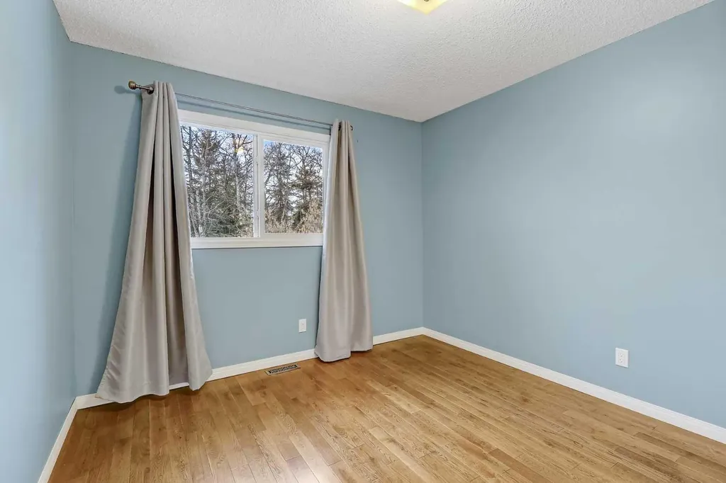 713062 Range Road 94 Beaverlodge AB T0H 0C0