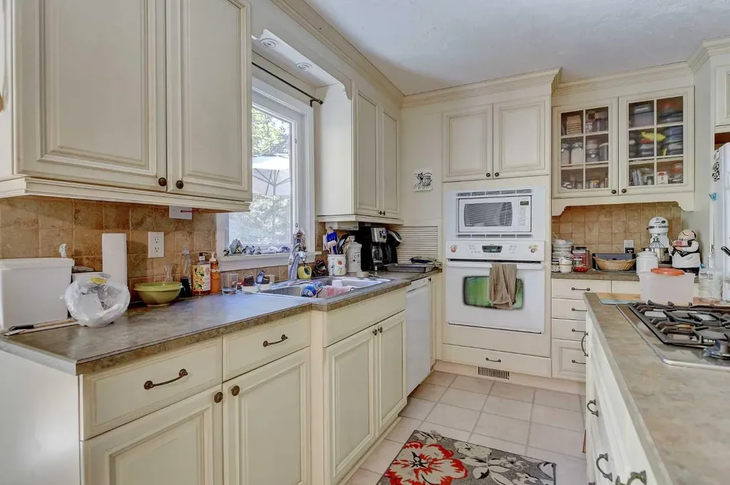 713062 Range Road 94 Beaverlodge AB T0H 0C0