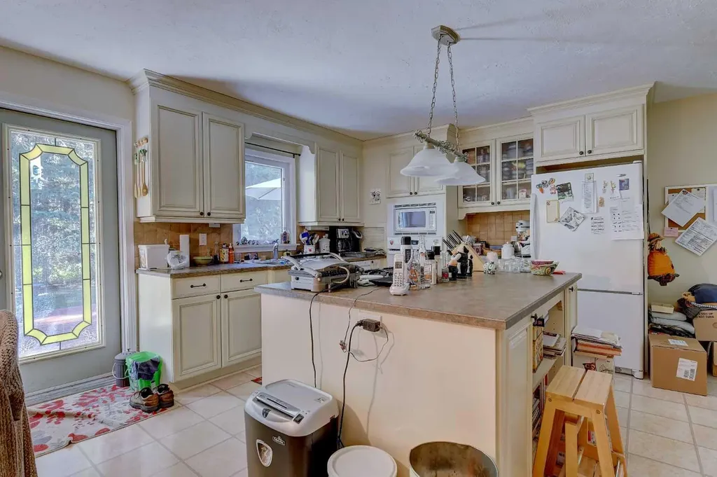 713062 Range Road 94 Beaverlodge AB T0H 0C0