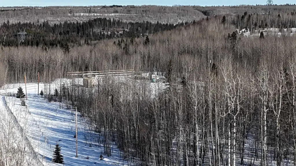 Hwy 20 Junction 13, Hwy 20 Highway Winfield AB T0C 2X0