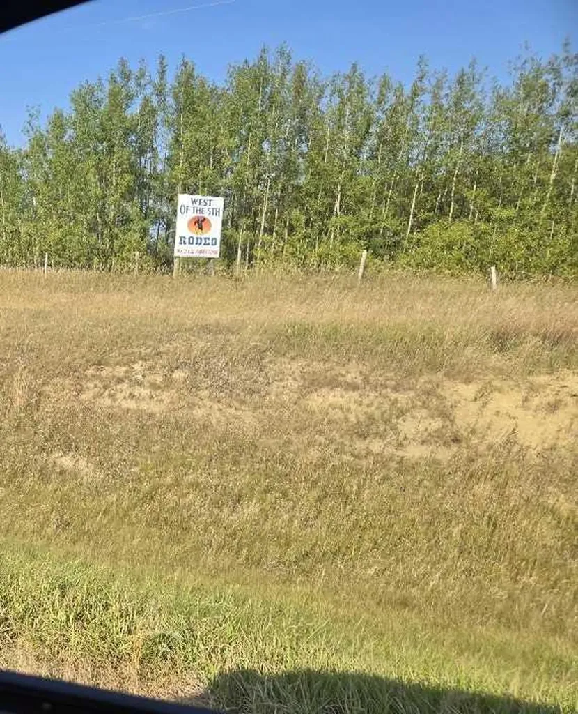 Hwy 20 Junction 13, Hwy 20 Highway Winfield AB T0C 2X0