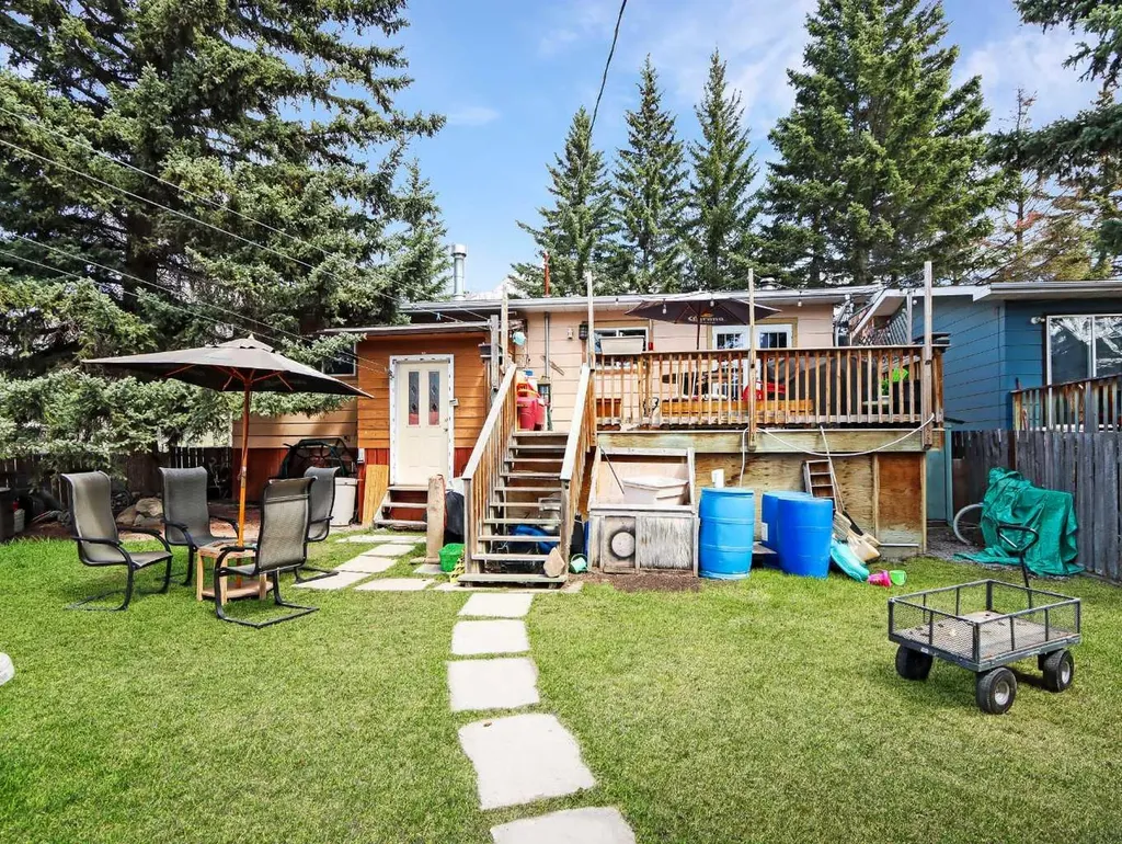 228 17th Street Canmore AB T1W1Y8