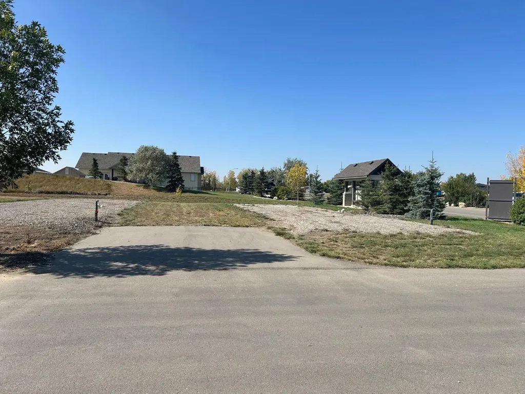 2059 Sunflower Crescent Coaldale AB T1M 0G4