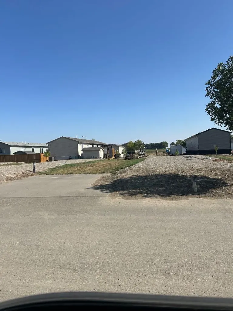 2044 Sunflower Crescent Coaldale AB T1M 0G4