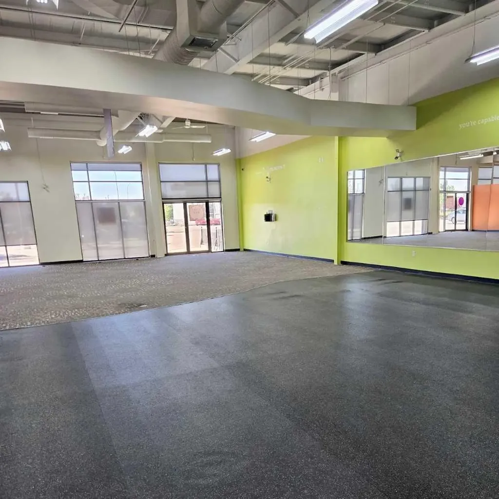 2020 Strachan Road SE Medicine Hat AB T1B 0G4