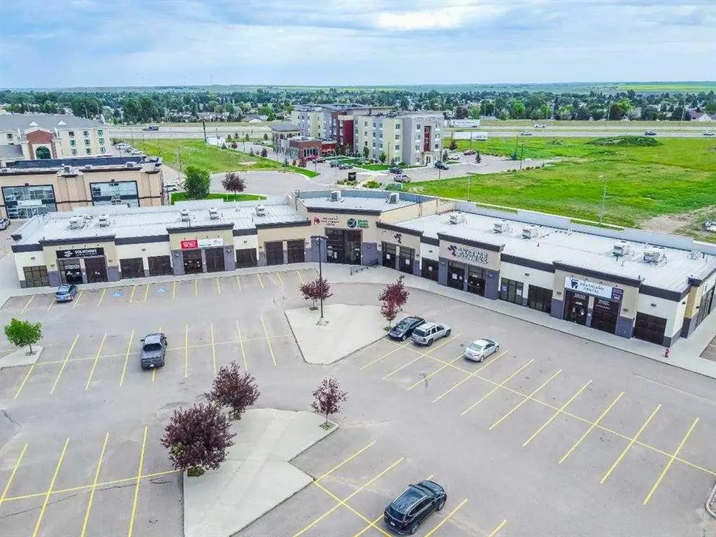 2020 Strachan Road SE Medicine Hat AB T1B 0G4