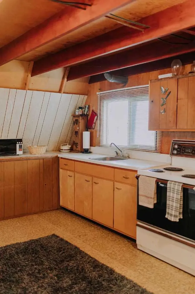 Cabin 62 Clear Lake Rural Wainwright No. 61 M.d. Of AB T9W 1S8