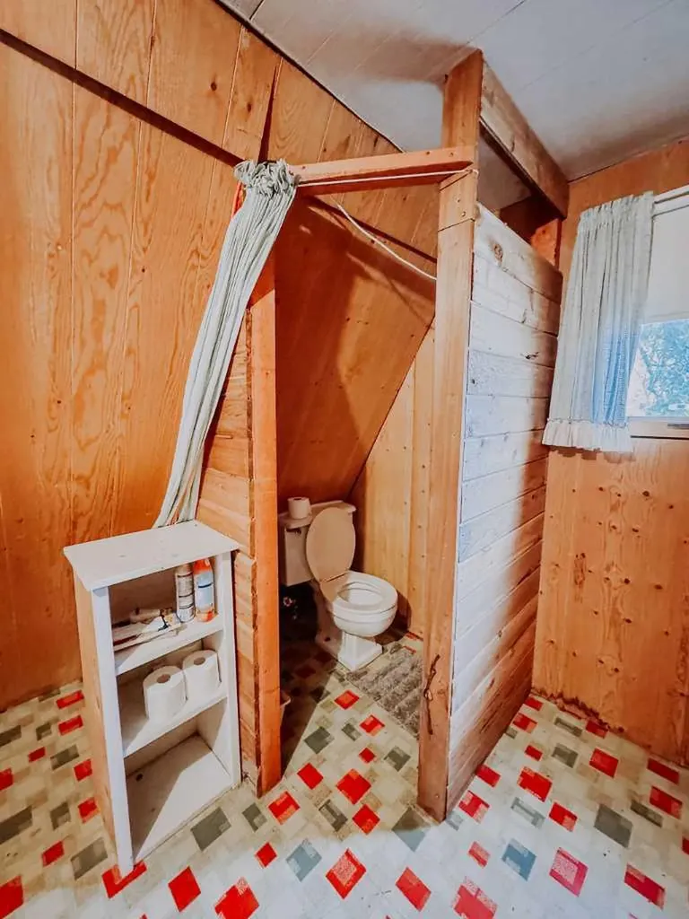 Cabin 62 Clear Lake Rural Wainwright No. 61 M.d. Of AB T9W 1S8