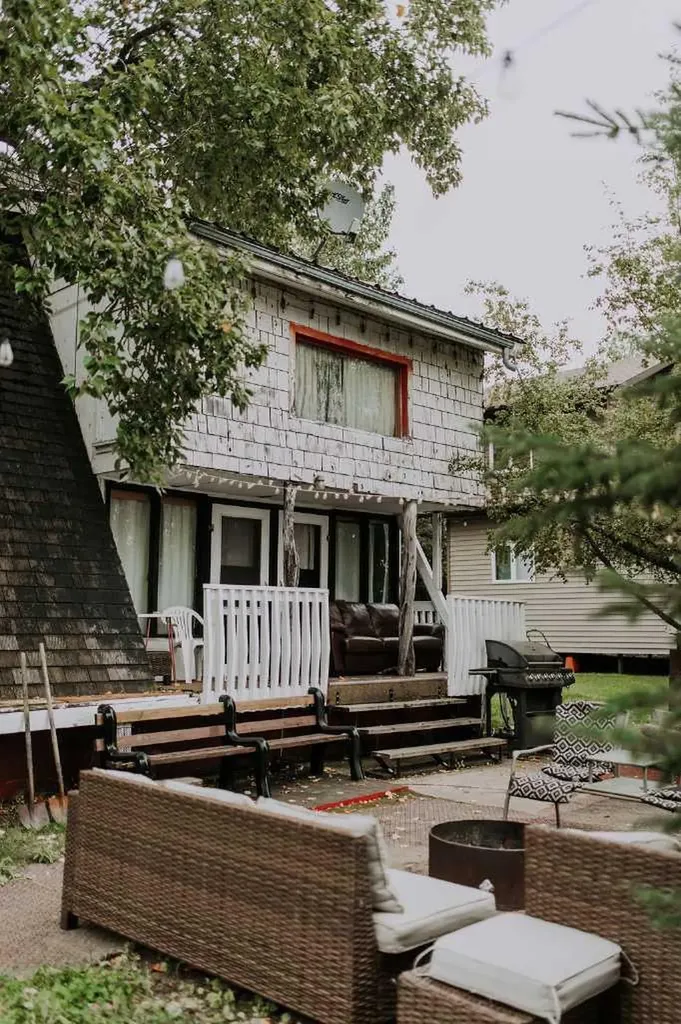 Cabin 62 Clear Lake Rural Wainwright No. 61 M.d. Of AB T9W 1S8