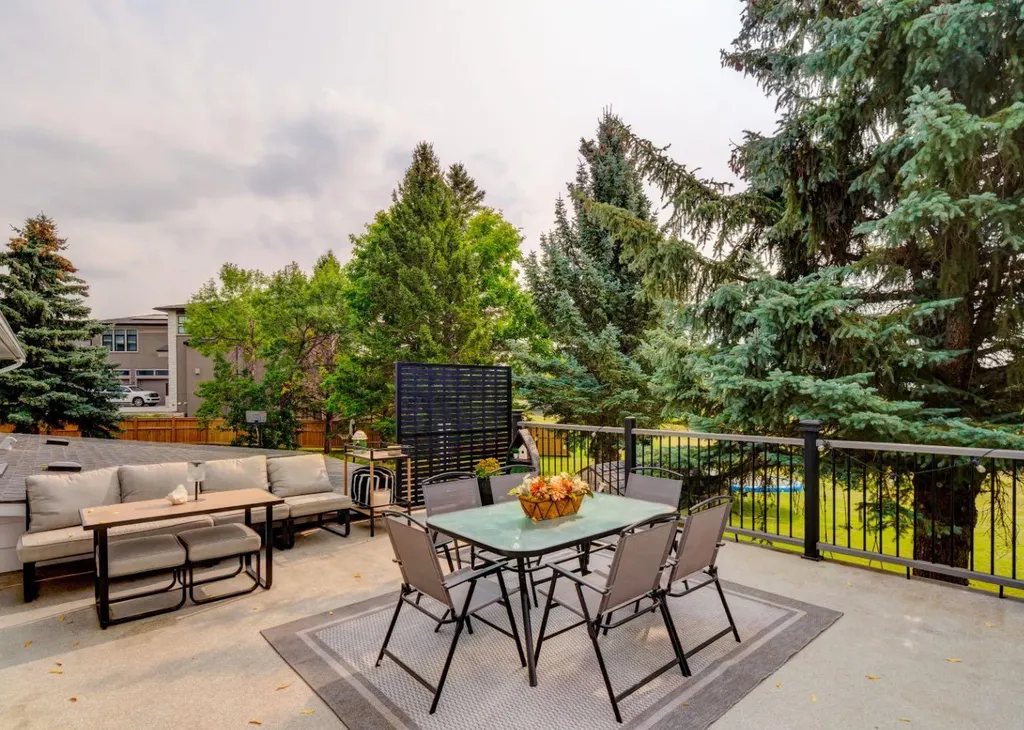 1153 East Lakeview Road Chestermere AB T1X 1B1