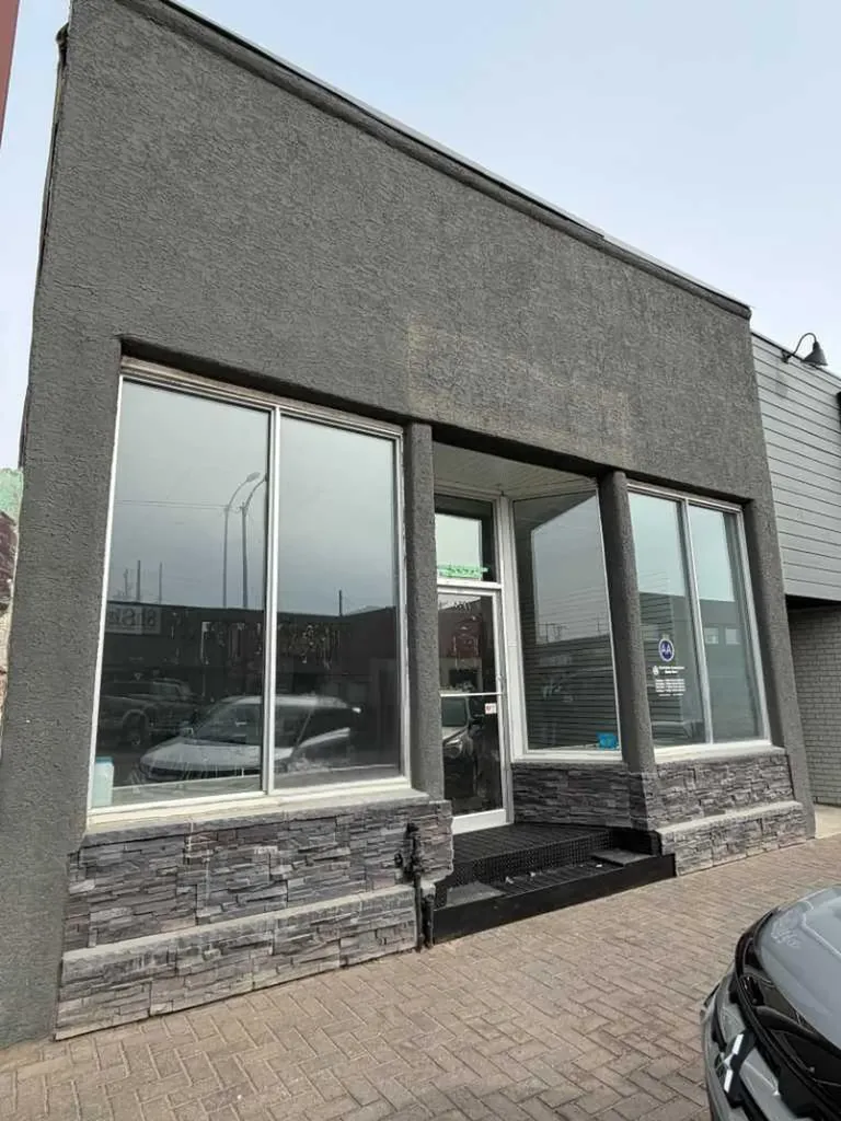 5327 48 Avenue Taber AB T1G 1S7