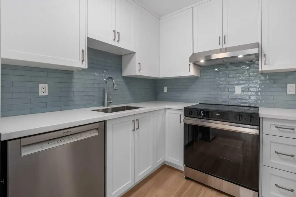 611 67 Avenue SW Calgary AB T2V0M3