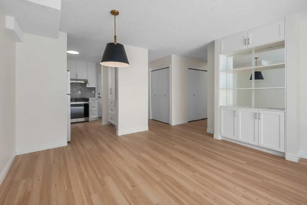 611 67 Avenue SW Calgary AB T2V0M3