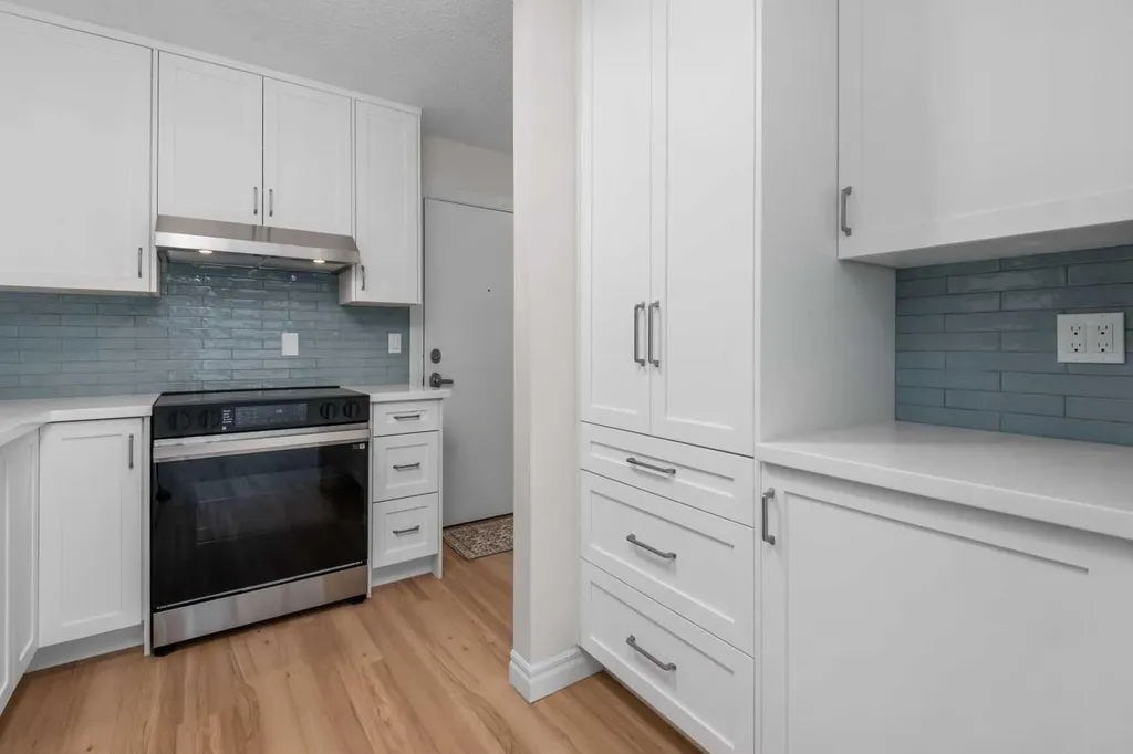 611 67 Avenue SW Calgary AB T2V0M3