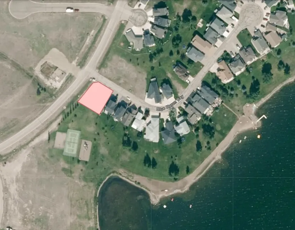 58 Blue Heron Bay Lake Newell Resort AB T1R1C5