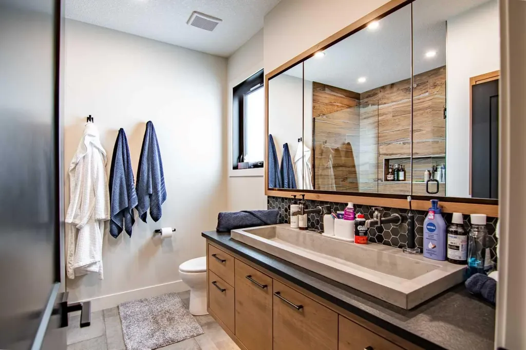 3417 Lakeshore Drive Sylvan Lake AB T4S 1B3