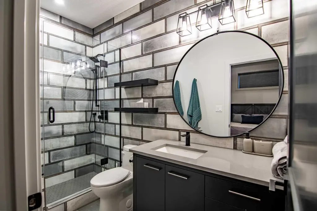 3417 Lakeshore Drive Sylvan Lake AB T4S 1B3