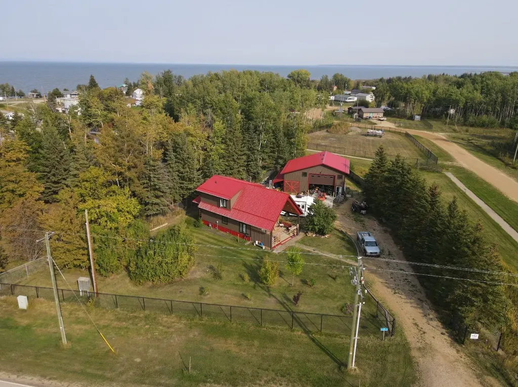 #7 Lakeview Drive Joussard AB T0G 1J0