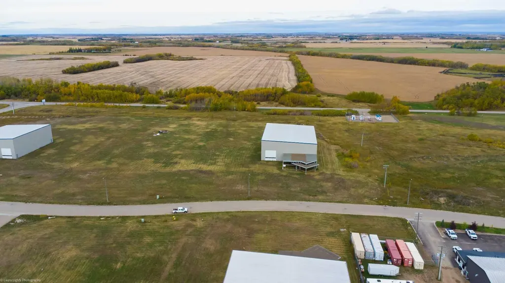 6710 66 Street Lloydminster AB T9V3R7