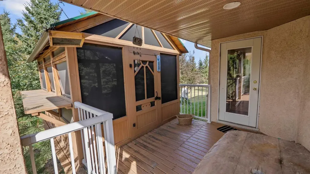 126 Beaver Drive Rural Camrose County AB T0B1M0