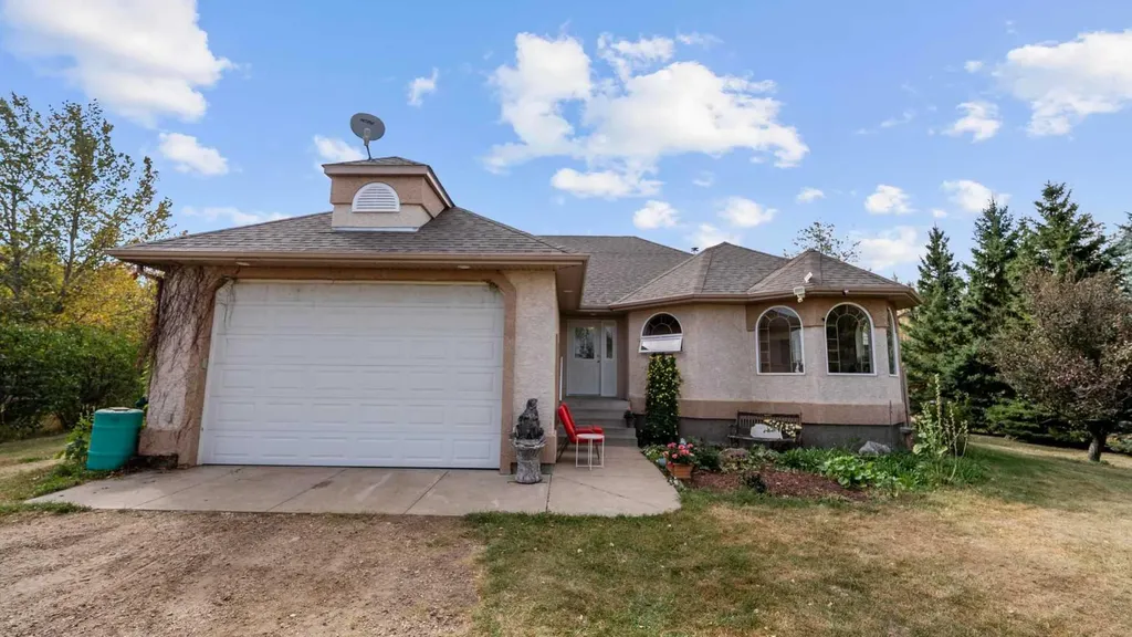 126 Beaver Drive Rural Camrose County AB T0B1M0