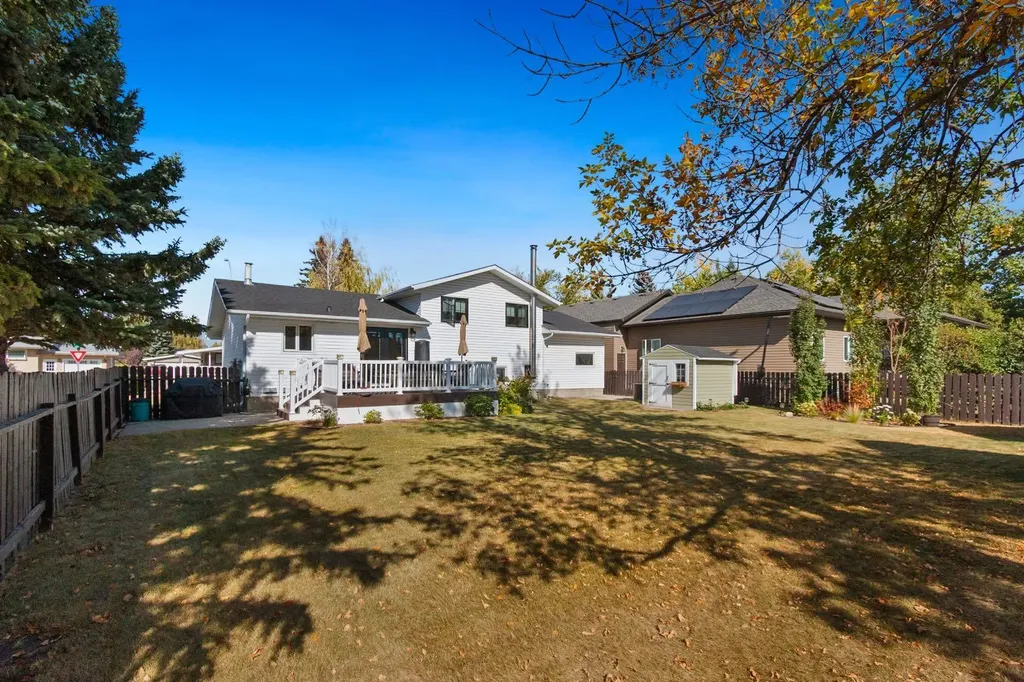 5445 56 Street Olds AB T4H 1J6