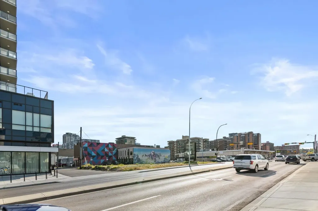 1420 11 Avenue SW Calgary AB T3C 0M8