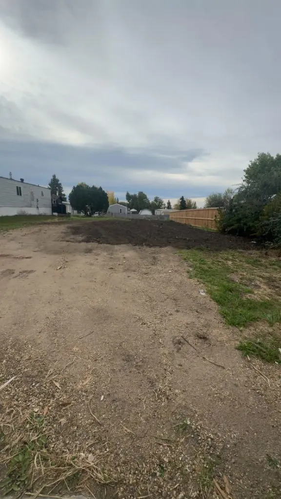 9729 120 Avenue Grande Prairie AB T8V 5H4