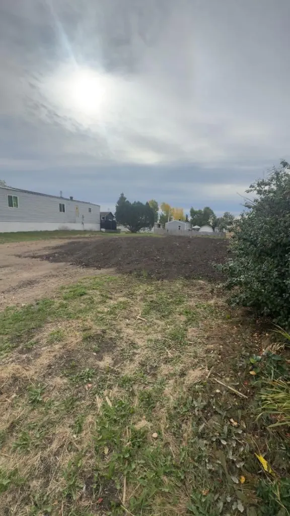 9729 120 Avenue Grande Prairie AB T8V 5H4