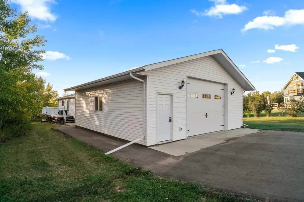 41251 Range Road 210 Rural Camrose County AB T0B 0H0