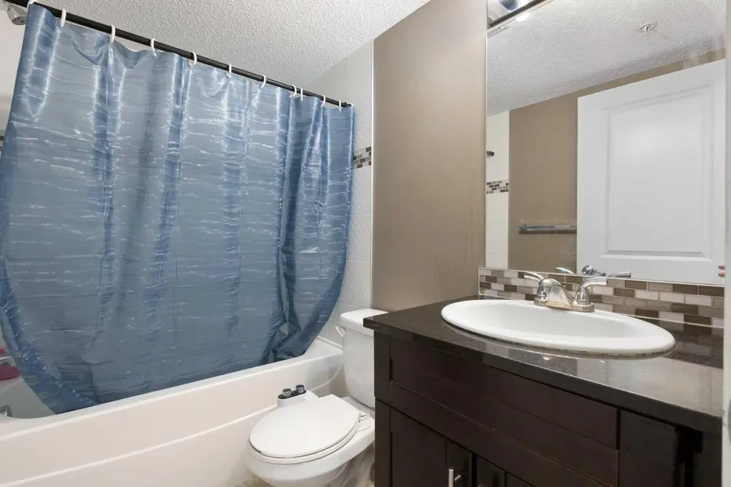 5 Saddlestone Way NE Calgary AB T3J 0S2