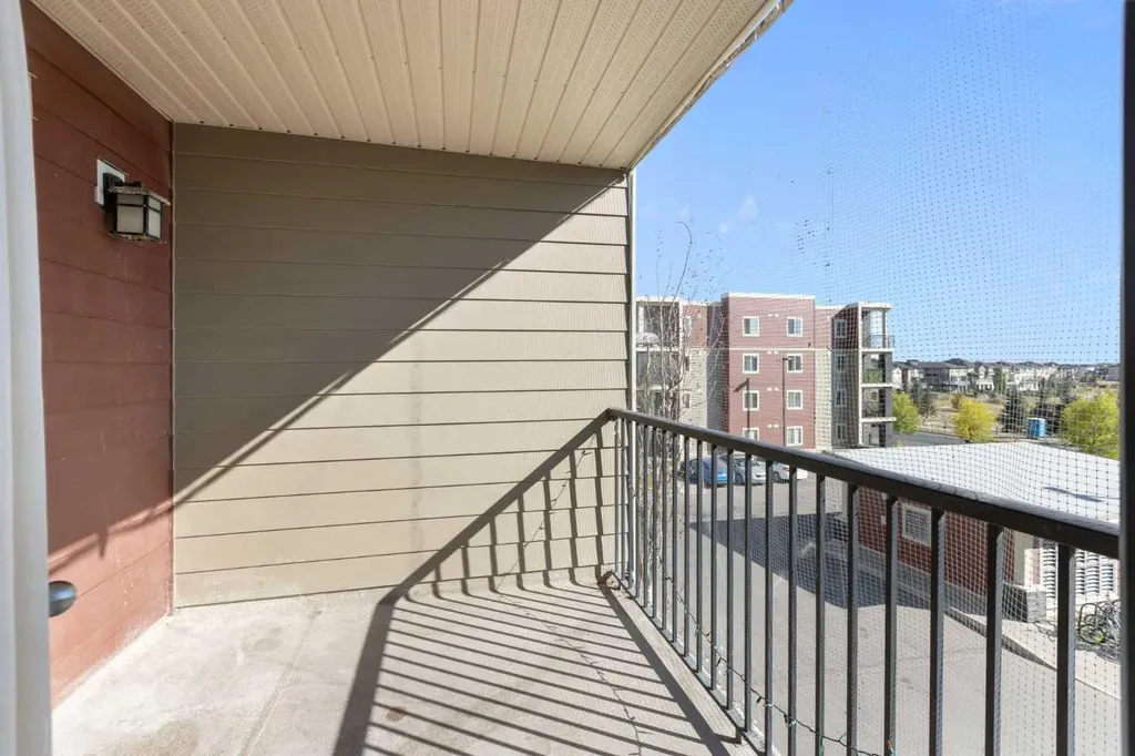5 Saddlestone Way NE Calgary AB T3J 0S2
