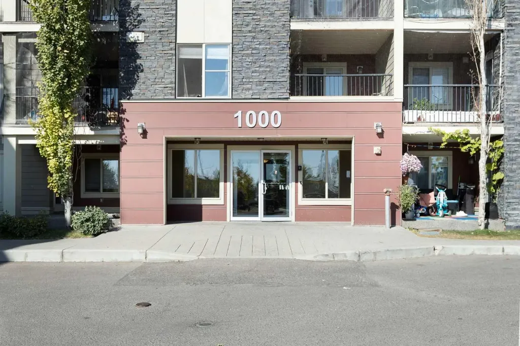5 Saddlestone Way NE Calgary AB T3J 0S2
