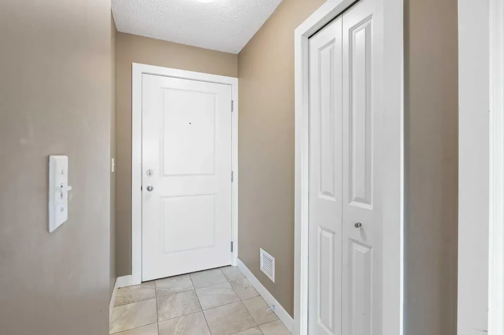 5 Saddlestone Way NE Calgary AB T3J 0S2