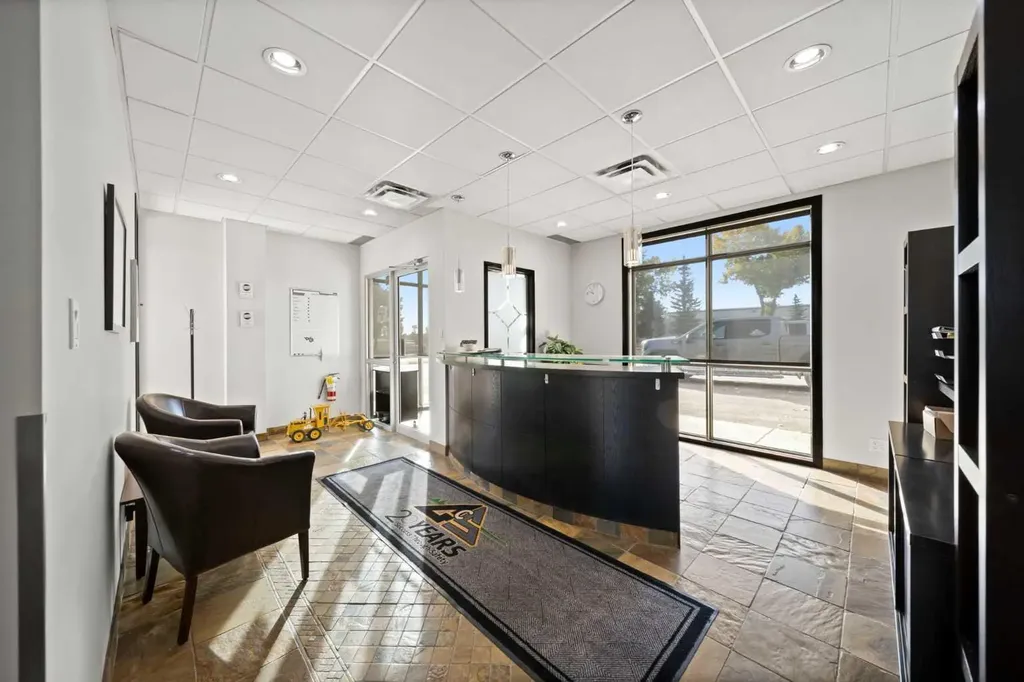 259 Burnt Park Drive Rural Red Deer County AB T4S 2L4