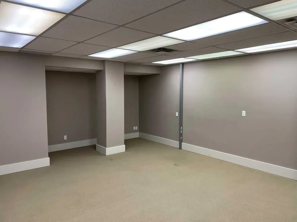 1415 28 Street NE Calgary AB T2A 2P6