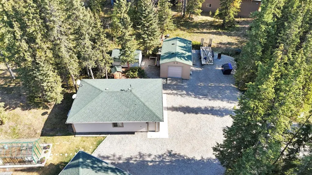 4147 Highway 587 Rural Mountain View County AB T0M 0K0