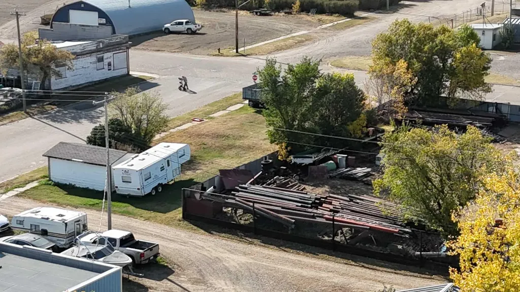 128 1 Avenue E Hussar AB T0J1S0