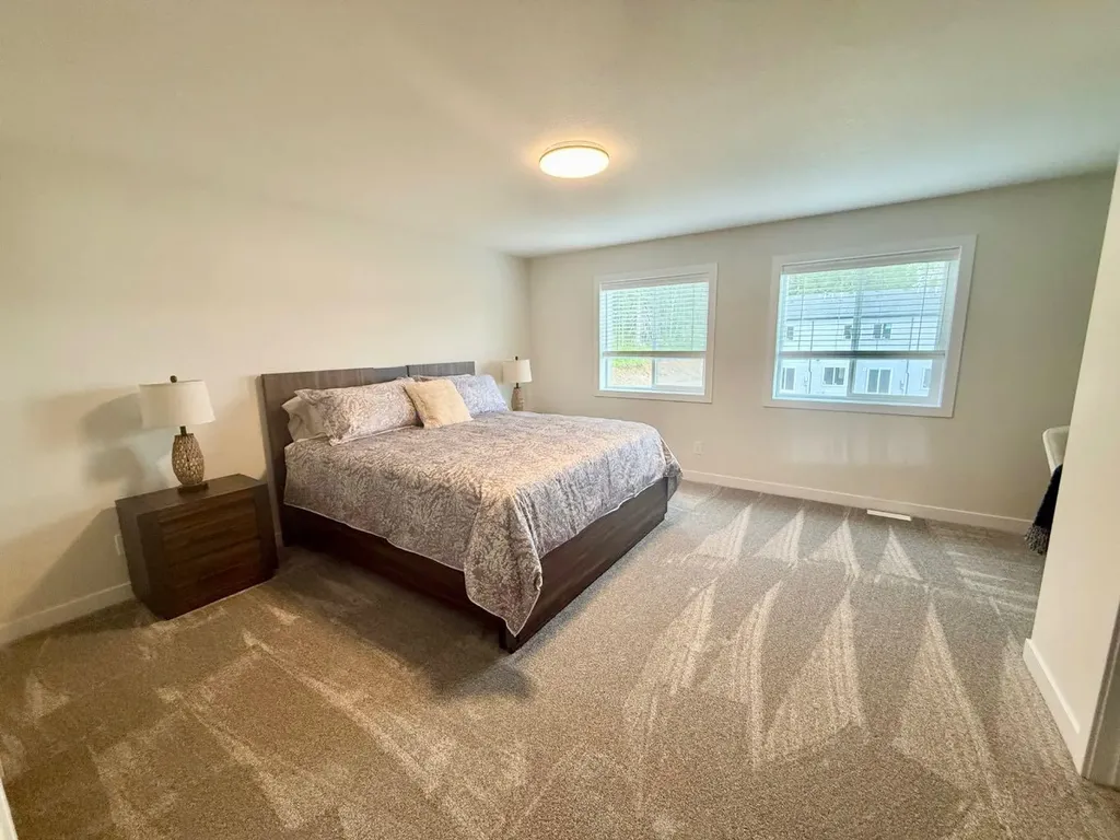 328B Boutin Avenue Hinton AB T7V0B4